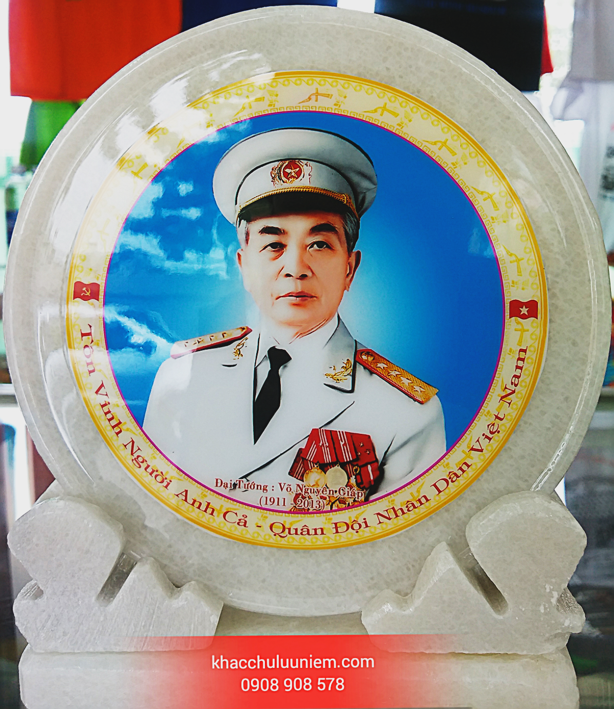 tranh bac giap quan phuc trang