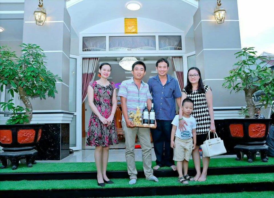 Tặng tan gia y nghia dep mat