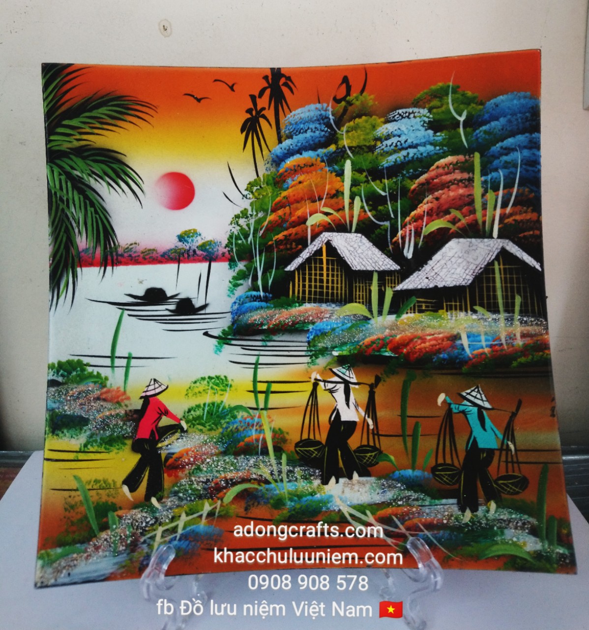 Đĩa sơn mài hình vuông cảnh đồng quê Việt Nam