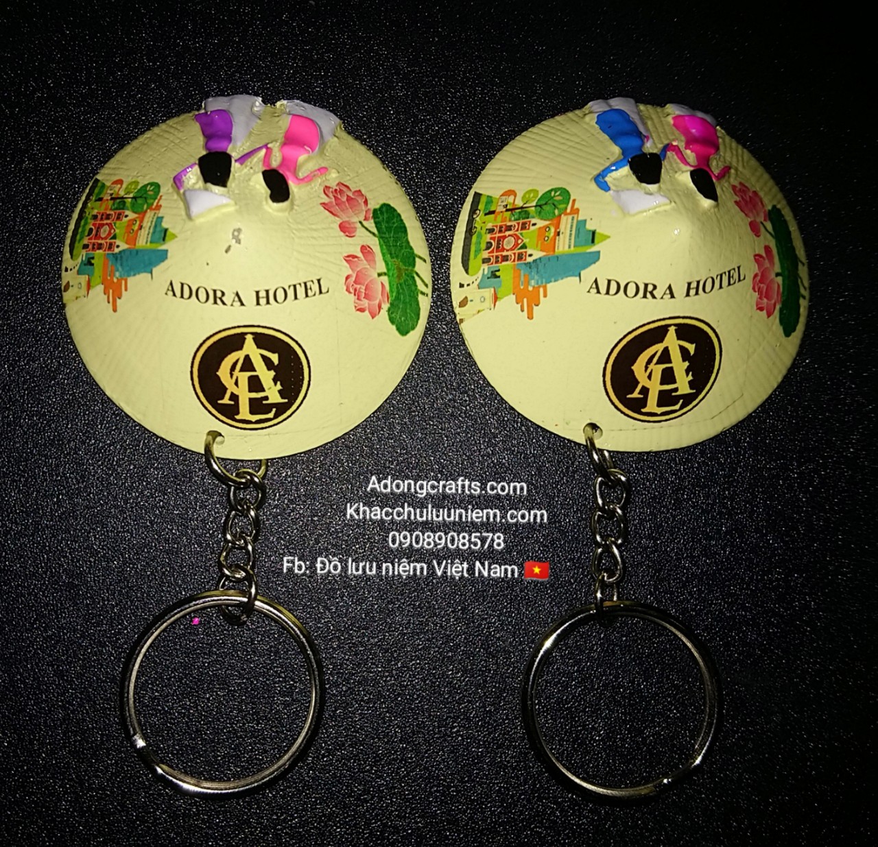 moc khoa non la in log adora hotel