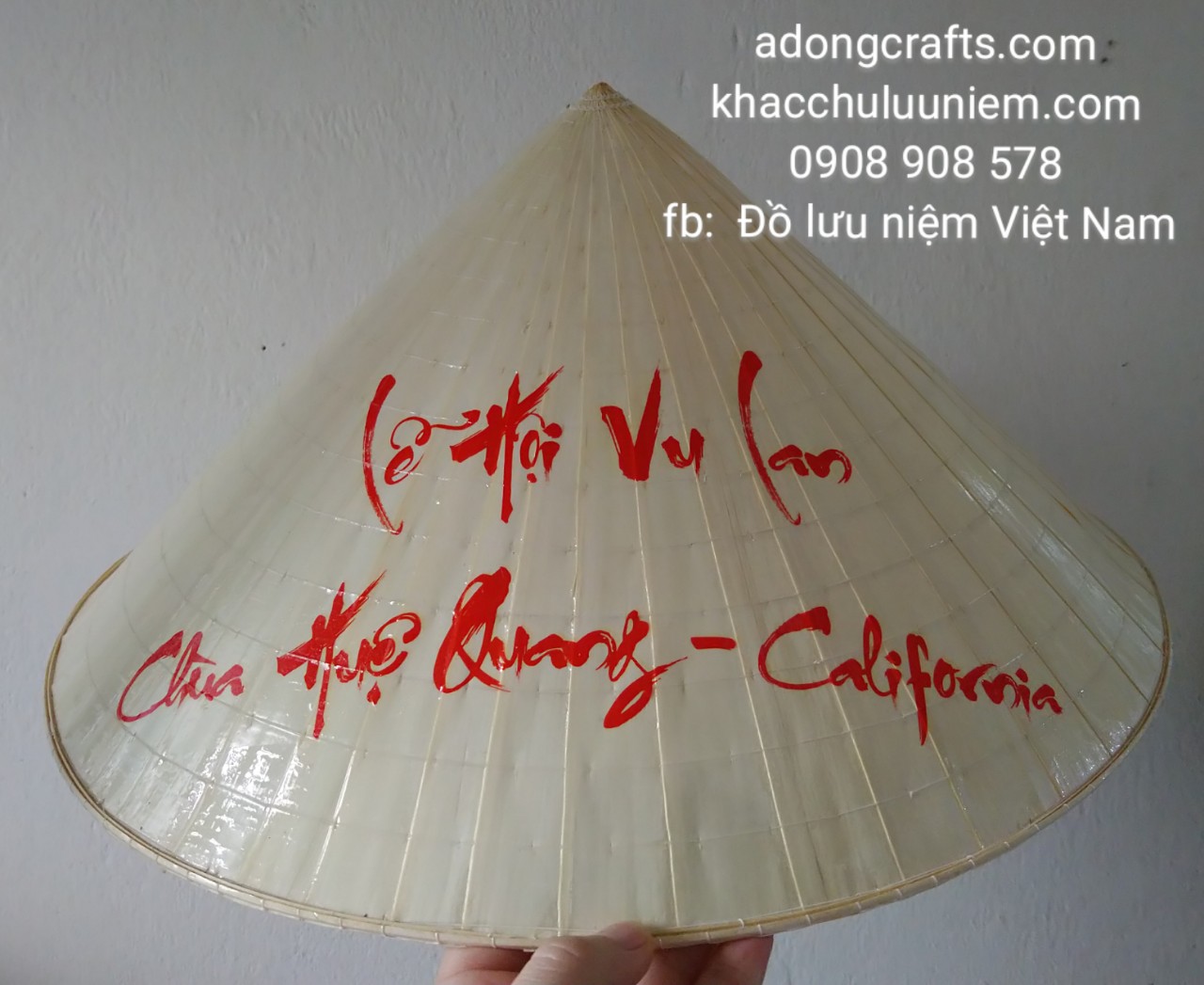 in non la theo yeu cau khach hang