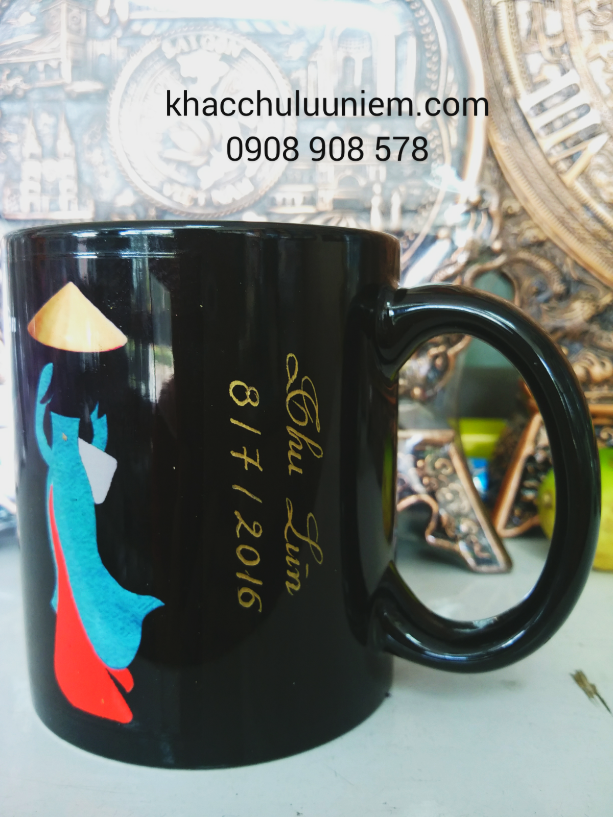 khac ten chu len sanh su