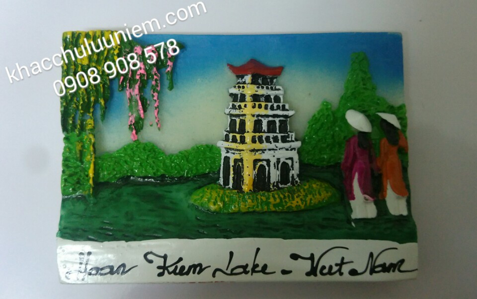 hit nam cham tranh phong canh chua mot cot