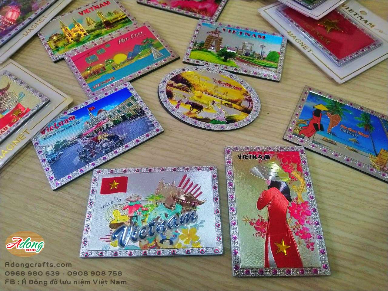 Móc khóa 2 D bấm móng, dũa móng có đồ khui nắp chai bằng kim loại - Hình địa danh - Quà Tặng Lưu Niệm Việt Nam