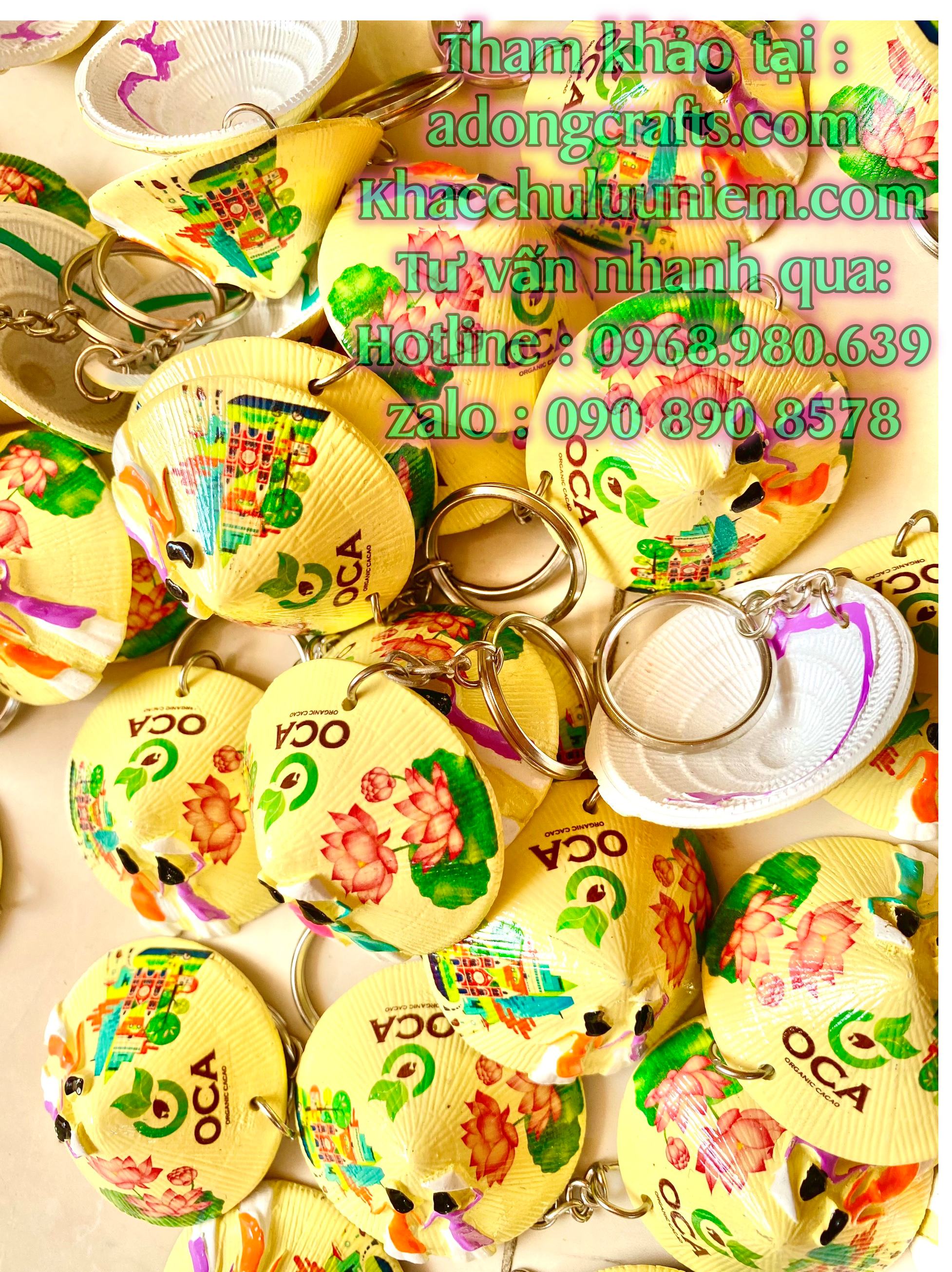 moc khoa non la làm quà tang cong ty