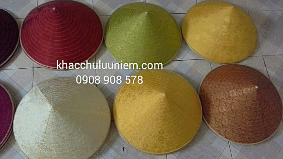 nón la mau sac cau vong