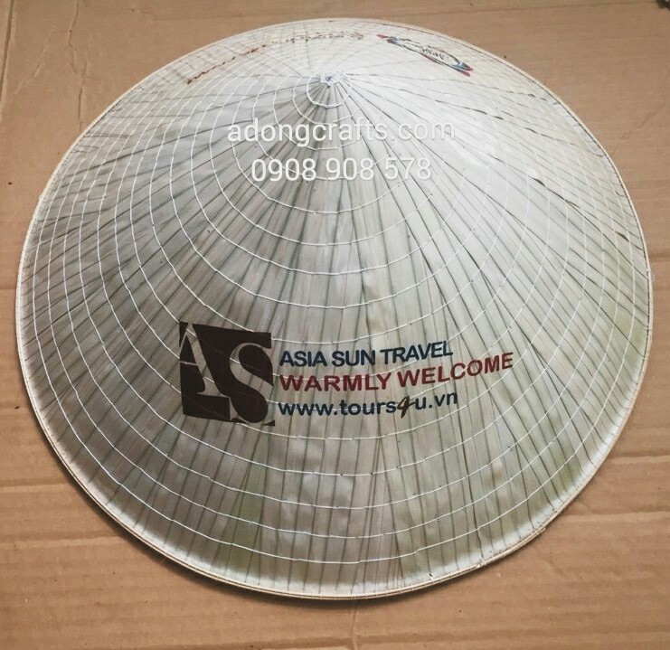 non la in hinh logo trong sự kiện apec viet nam 2017