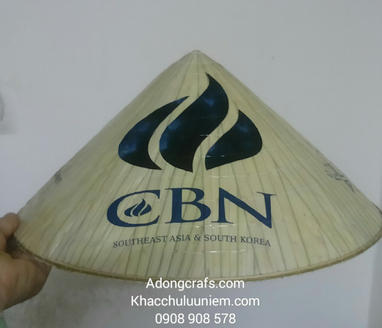 non la in logo o dau