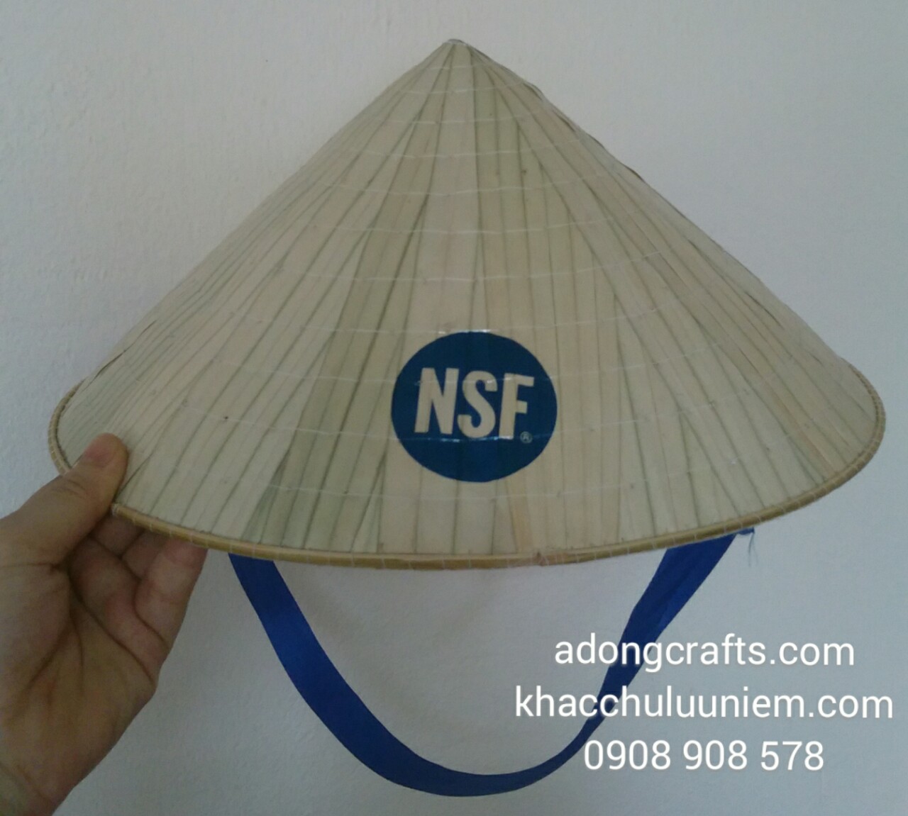 in non la nho theo yeu cau