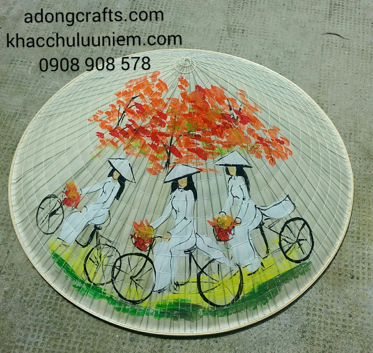 Nón lá Việt Nam - cô gái đạp xe đạp nữ sinh Việt