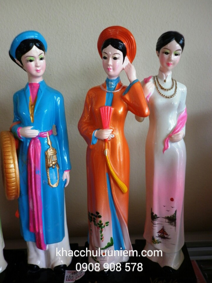 tượng co gái vietj nam