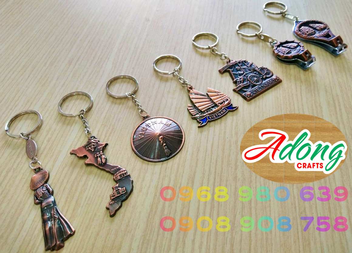 Móc khóa hình bản đồ chữ S biểu tượng VN chất liệu bằng kim loại