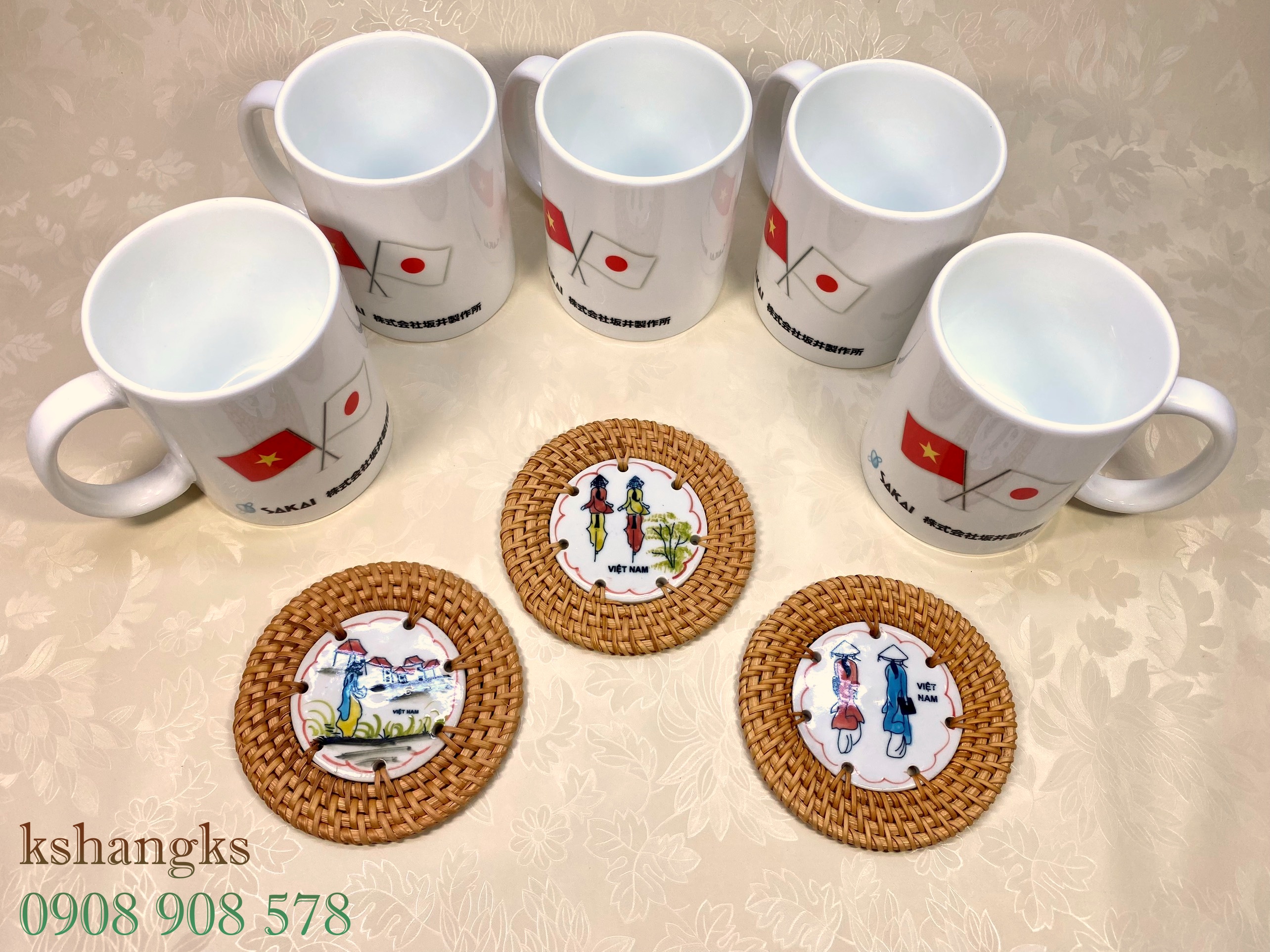 ly sứ đẹp in theo yêu cầu