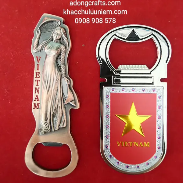 2 in 1 Magnet khui bia hình cờ đỏ sao vàng và  duyên dáng cô gái Việt Nam.