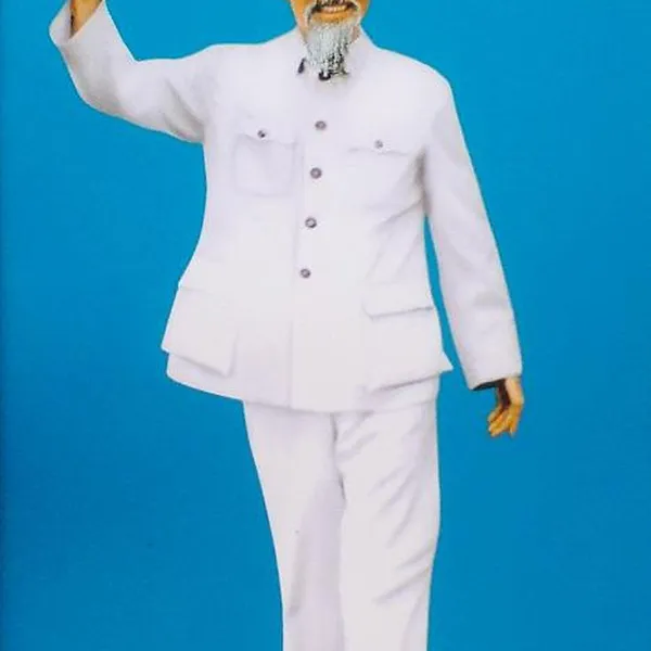 Bác Hồ vãy tay chào