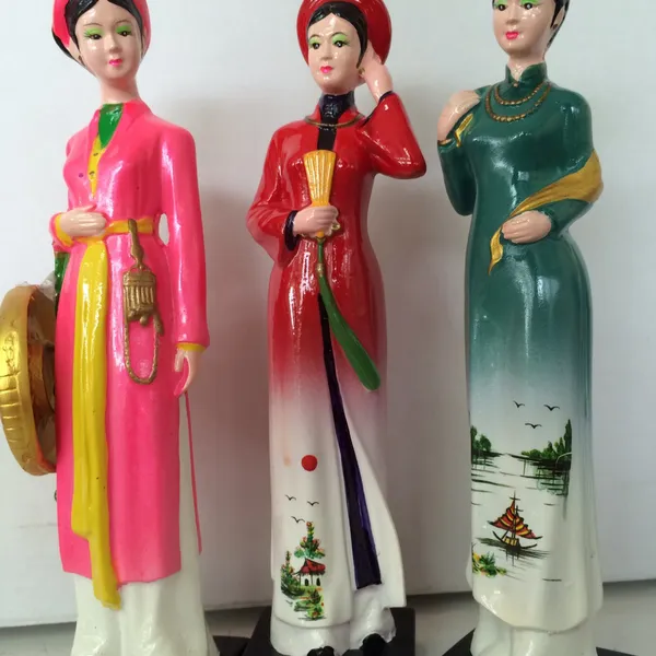 Cô Gái Ba Miền Việt Nam