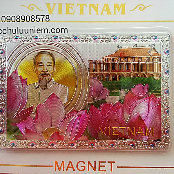 Magnet sự kết hợp giữa hình ảnh Bến Nhà Rồng và Bác Hồ
