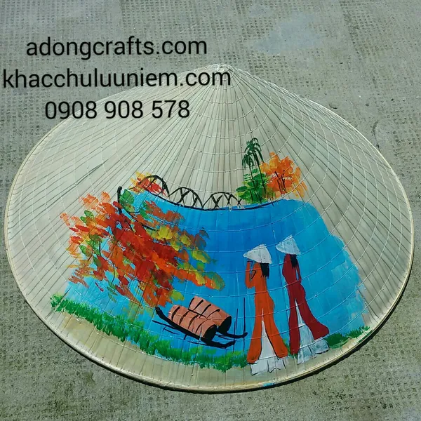 Nón lá Cảnh đẹp Việt Nam Cô gái áo dài Huế thương
