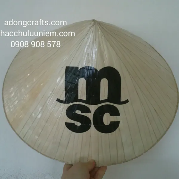 Nón lá in logo thương hiệu công ty MSC