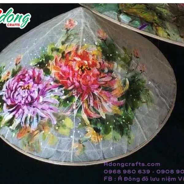 Nón lá làm bằng lá bàng khô - vẽ trang trí họa tiết  - Đồ lưu niệm thủ công mỹ nghệ Việt Nam