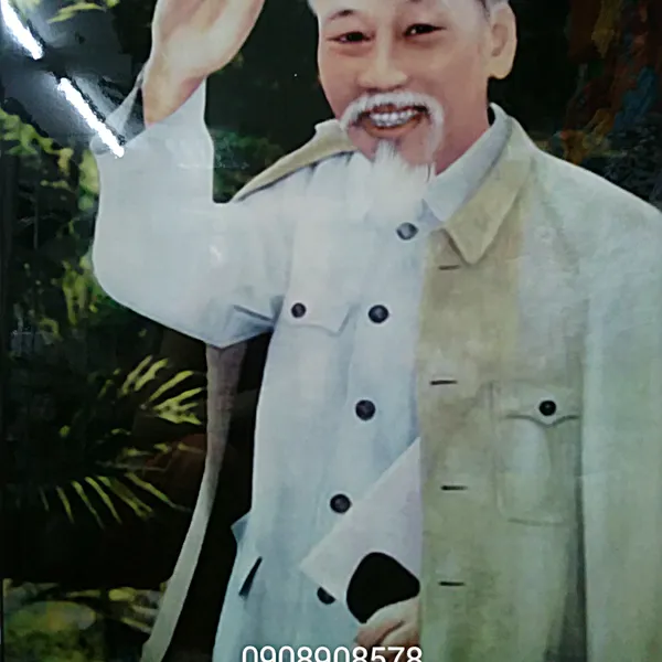 Tranh sơn mài Bác Hồ đưa tay chào