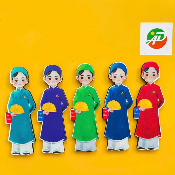 Hít Gỗ Cô Gái Áo Bà Ba, Cô Gái Áo Dài, Nam Áo Dài