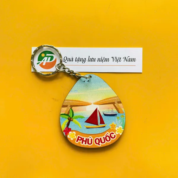 Móc Khóa Gỗ Phú Quốc