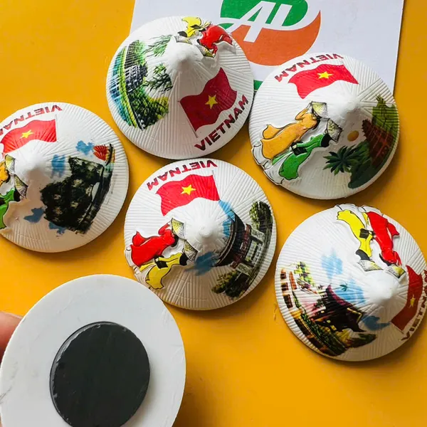 Magnet Hít Nón Việt Nam