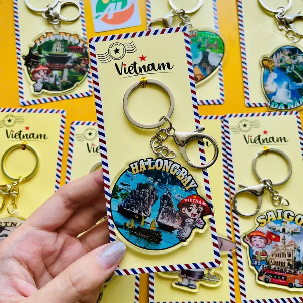 Móc Khóa Dẻo Địa Danh Việt Nam - Lưu Giữ Ký Ức, Gắn Kết Yêu Thương