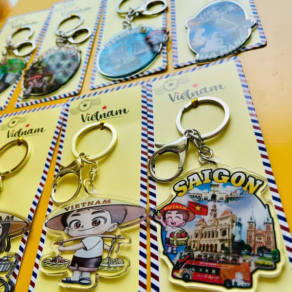 Móc Khóa Dẻo Địa Danh Việt Nam - Lưu Giữ Ký Ức, Gắn Kết Yêu Thương