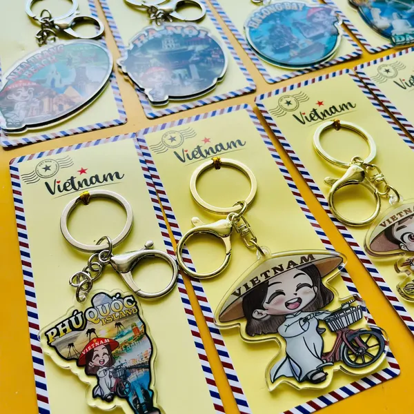 Móc Khóa Dẻo Địa Danh Việt Nam - Lưu Giữ Ký Ức, Gắn Kết Yêu Thương