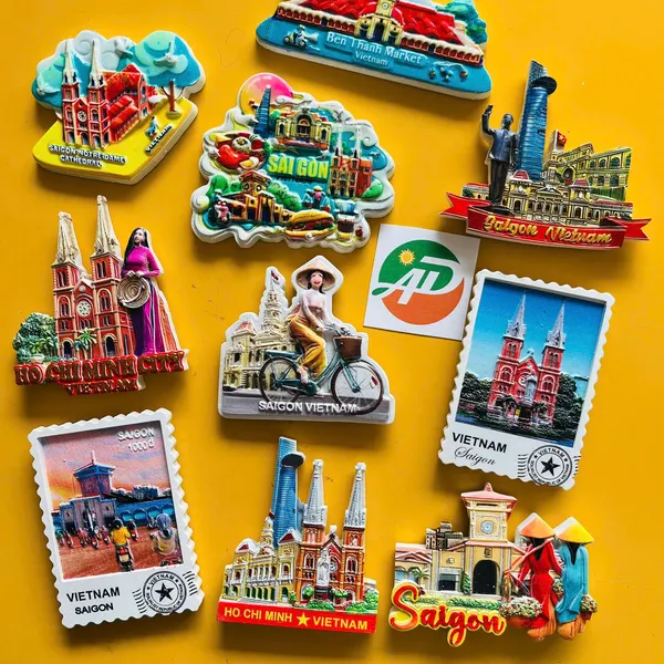 Magnet Poly Sài Gòn