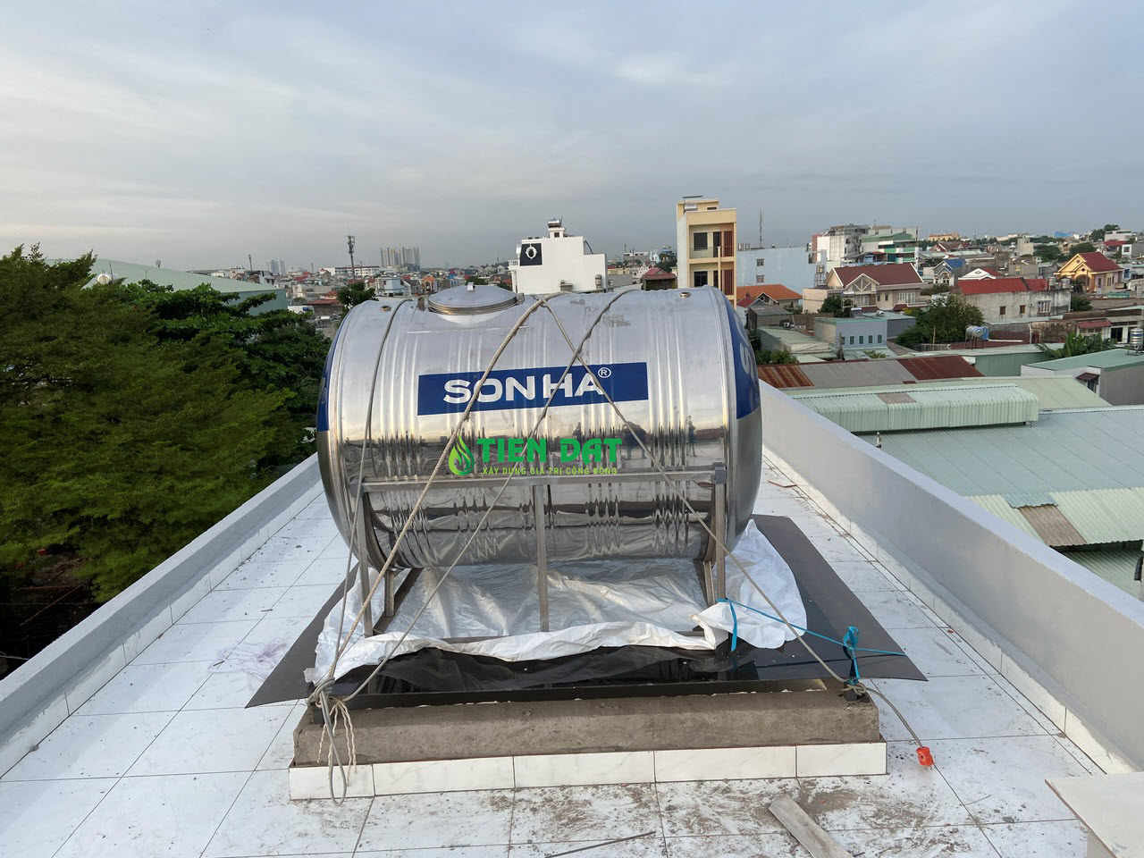 bồn nước inox sơn hà dạng ngang bồn nước inox sơn hà dạng ngang