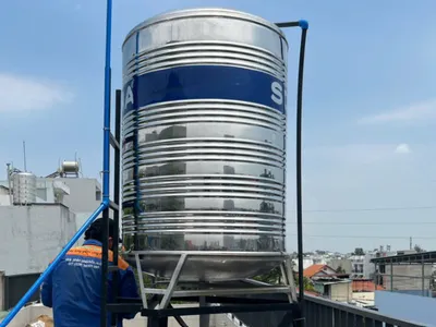 Bồn nước inox Sơn Hà dạng đứng: Mua đâu, chọn sao cho phù hợp?