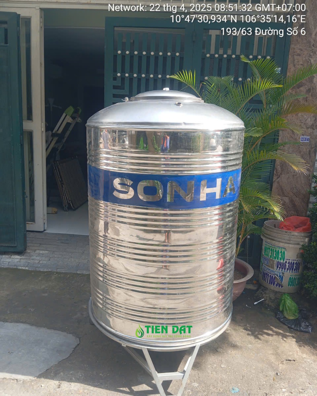 Bồn nước Sơn Hà đứng: Thiết kế gọn, sức chứa lớn – Ưu tiên số 1 tại Nhuận Đức Bồn nước Sơn Hà đứng: Thiết kế gọn, sức chứa lớn – Ưu tiên số 1 tại Nhuận Đức