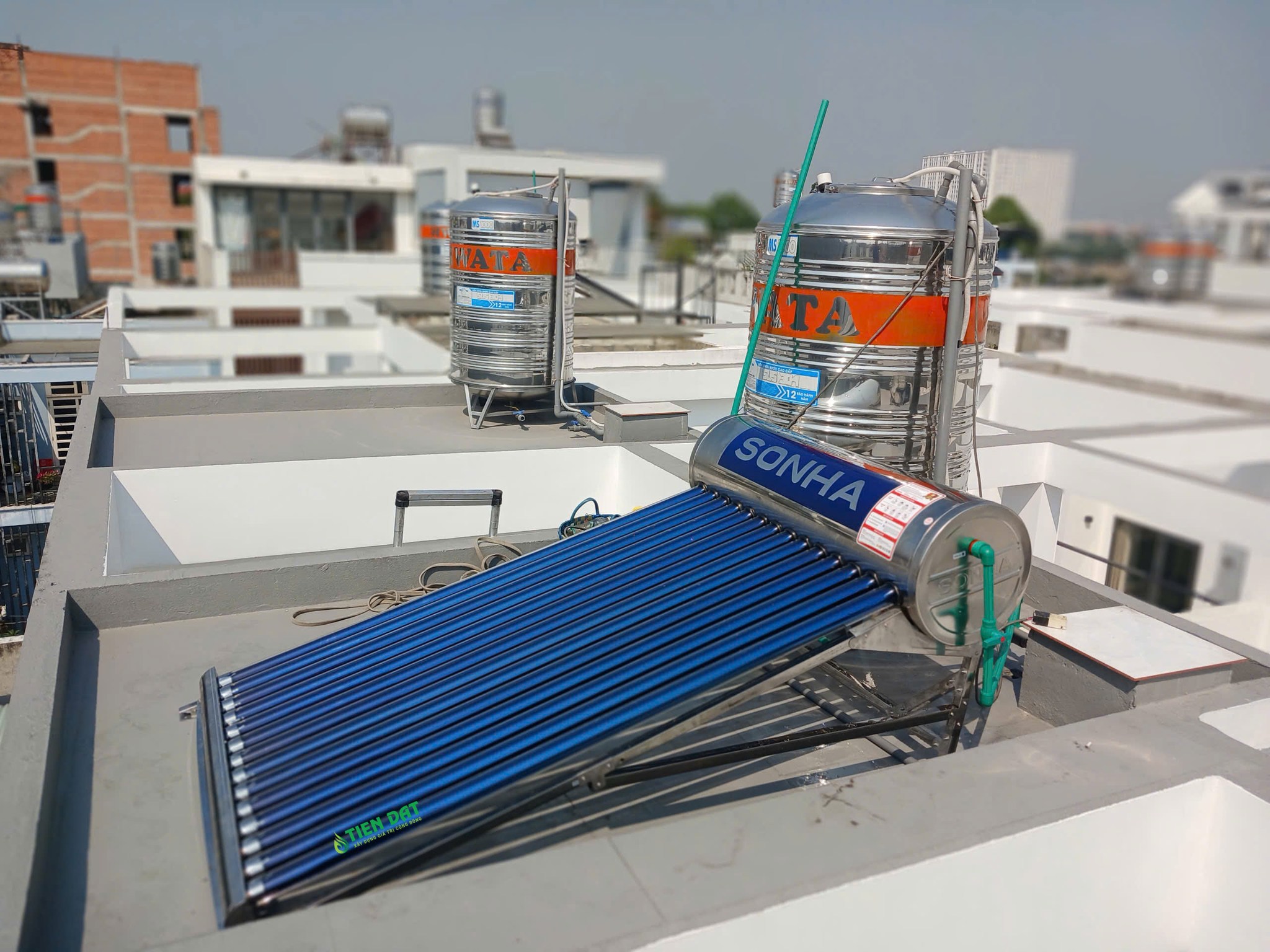 máy nước nóng năng lượng mặt trời Sơn Hà máy nước nóng năng lượng mặt trời Sơn Hà