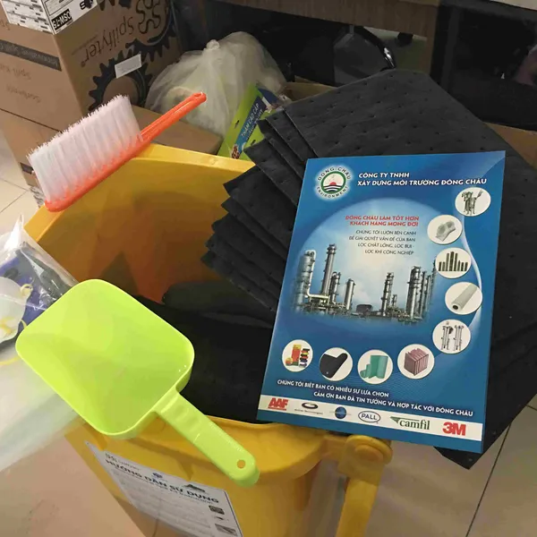 Bộ Kit ứng cứu nhanh tràn vãi dầu, axit 120L