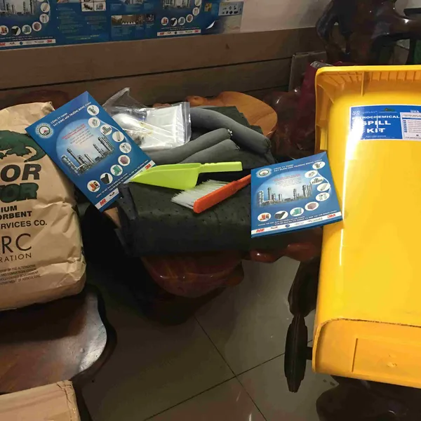 Bộ Kit ứng cứu nhanh tràn vãi dầu, axit 120L