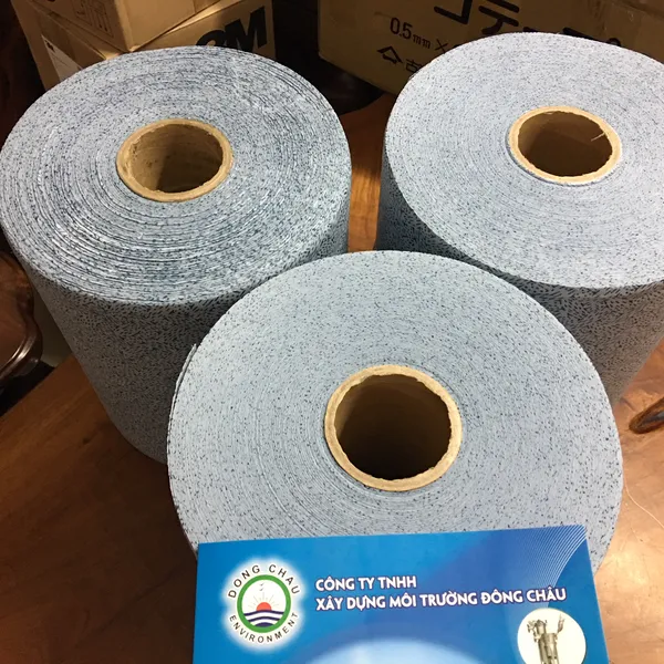 Cuộn giấy lau dầu Kimtech màu xanh 33241