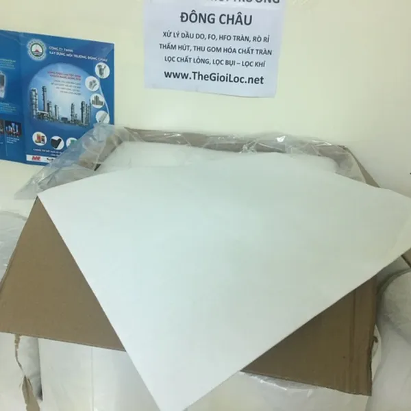 Dạng Phẳng, Tấm Thấm Hút Dầu Nhớt DO, FO, HFO