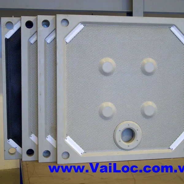 Tấm nhựa đúc máy ép bùn