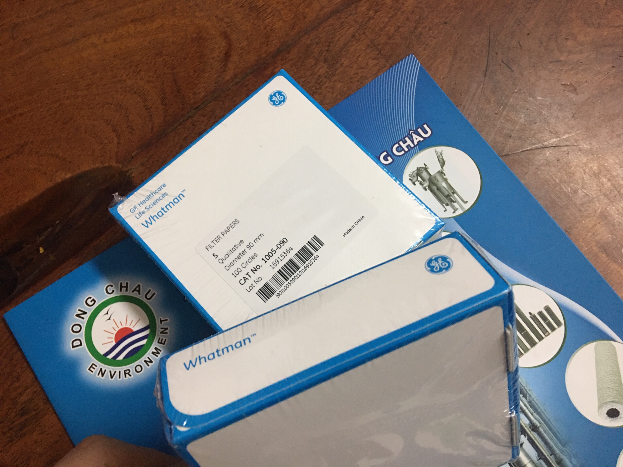 Giấy lọc cặn dung dịch hóa học whatman 1005-090