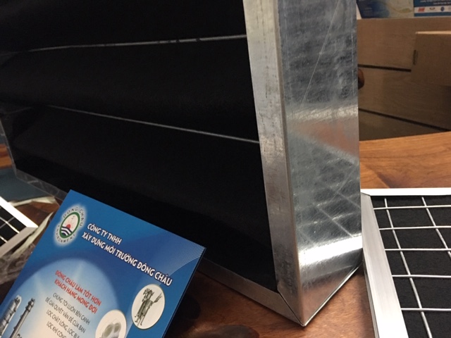 Khung than hoạt tính dạng pleat hấp thụ mùi hóa chất