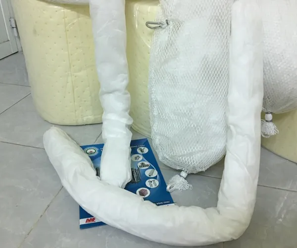 Absorbent Oil Sock Phao Thấm Hút Dầu 76x1220mm