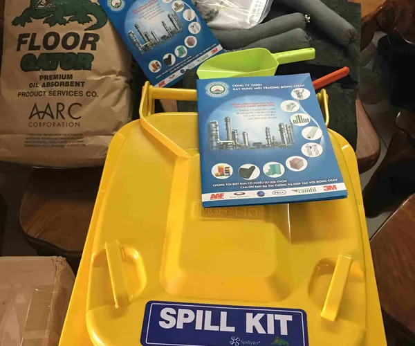 Bộ Kit ứng cứu nhanh tràn vãi dầu axit 120L
