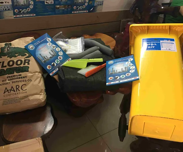 Bộ Kit ứng cứu nhanh tràn vãi dầu axit 120L