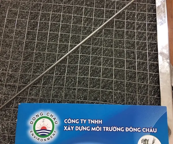 Khung lưới inox bùi nhùi lọc khí nóng hơi dầu