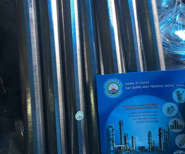 Ống Lọc Khe Inox Đường Kính 49mm X Khe 0.3mm X Dài 1m DOE