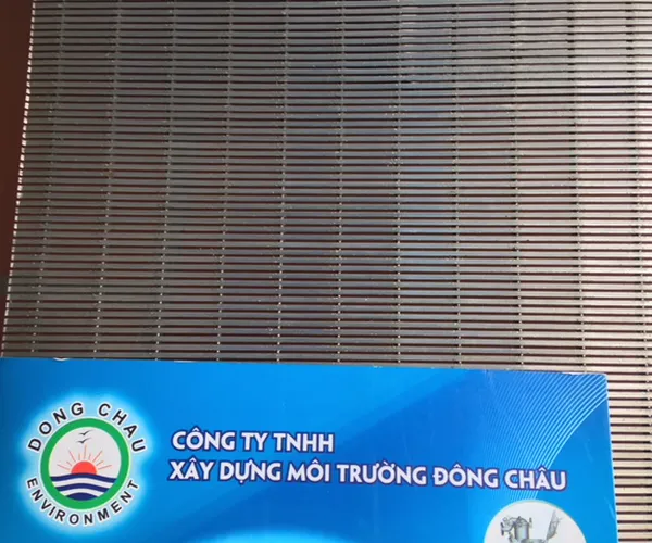 Ống Lọc Khe Inox Đường Kính 90mm Khe 0.3mm Dài 1m DOE