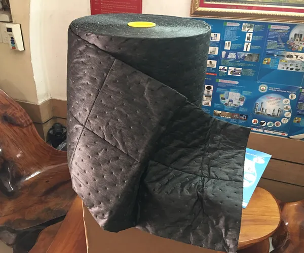 Tấm Thấm Dầu Và Hóa Chất Rò Rỉ Spilfyter UPG 914 Của Mỹ